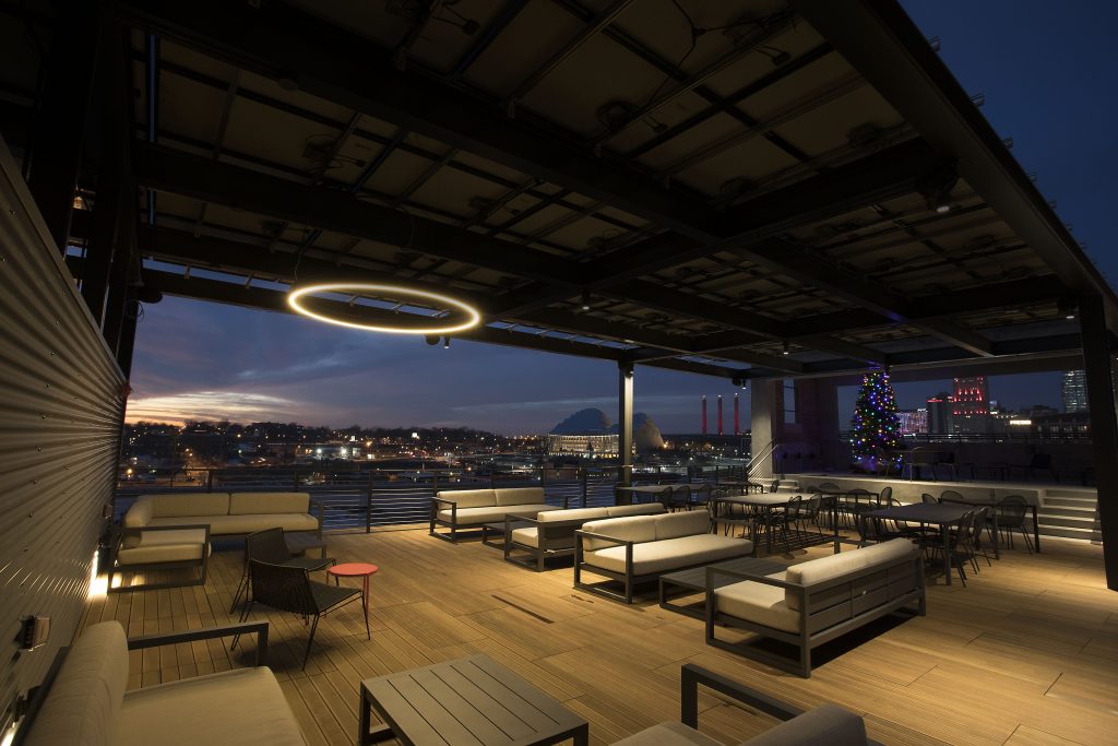 rooftop patio amenities for commercial buildings and properties